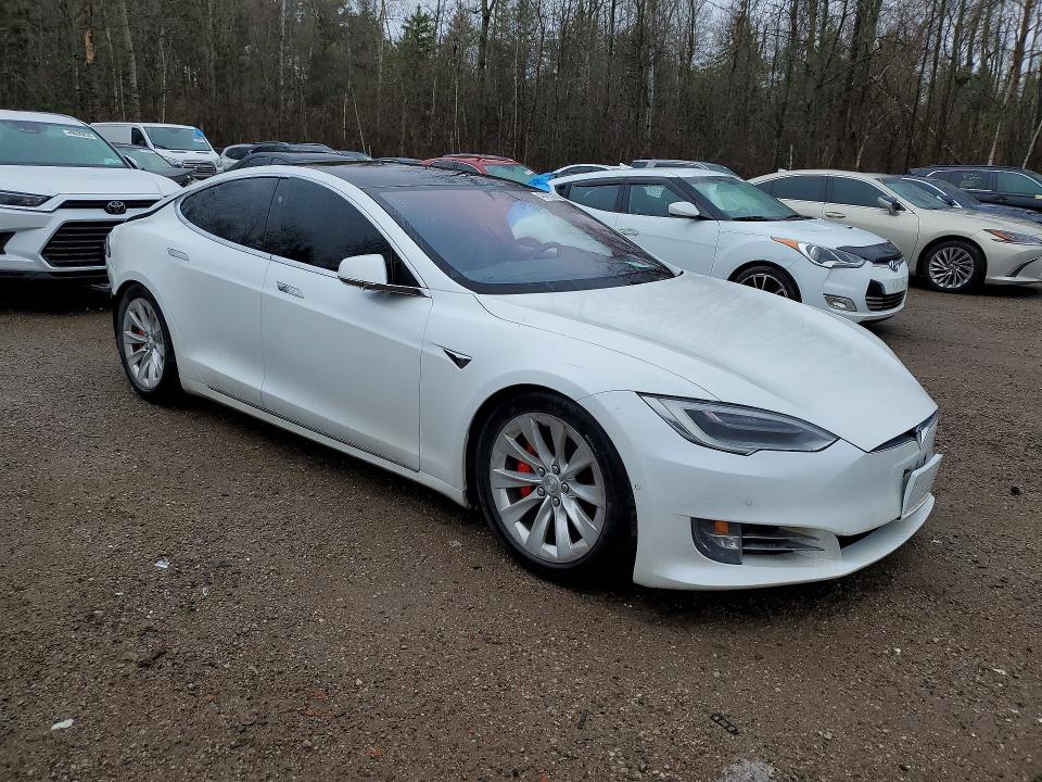 Продажа на аукционе авто 2019 Tesla Model S, vin: 5YJSA1E49KF334975, номер лота: 49428556