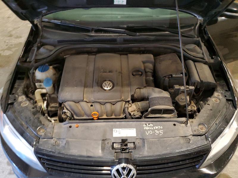 49485456 :رقم المزاد ، 3VWDX7AJ7BM388581 vin ، 2011 Volkswagen Jetta مزاد بيع