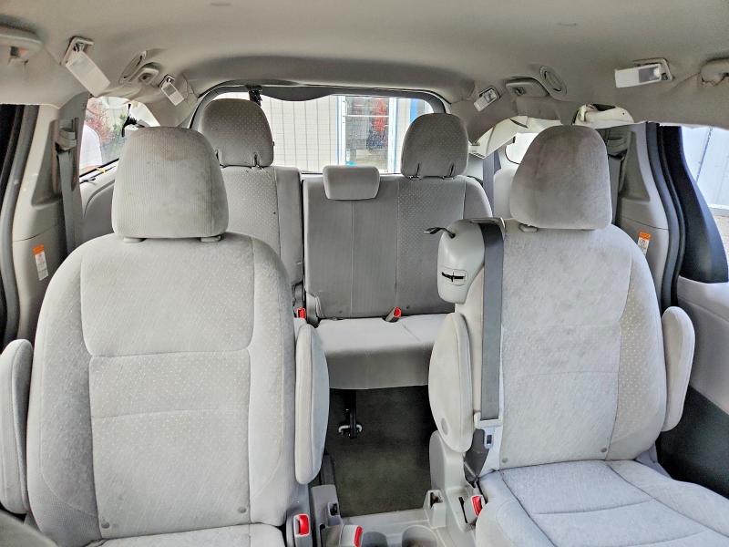 Продажа на аукционе авто 2018 Toyota Sienna, vin: 5TDKZ3DC4JS913380, номер лота: 47425966