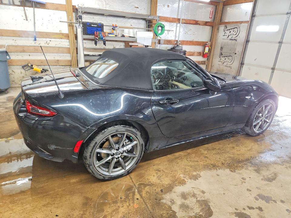 Продажа на аукционе авто 2017 Mazda Mx-5 Miata, vin: JM1NDAD76H0122994, номер лота: 50264286