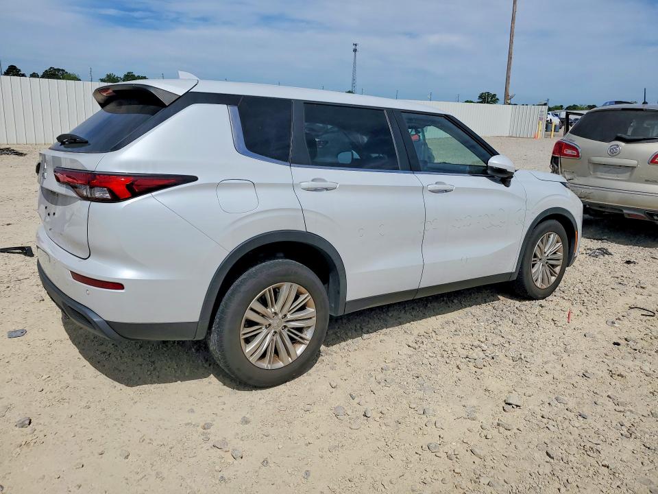 Продаж на аукціоні авто 2023 Mitsubishi Outlander, vin: JA4J3TA8XPZ015168, номер лоту: 49486336