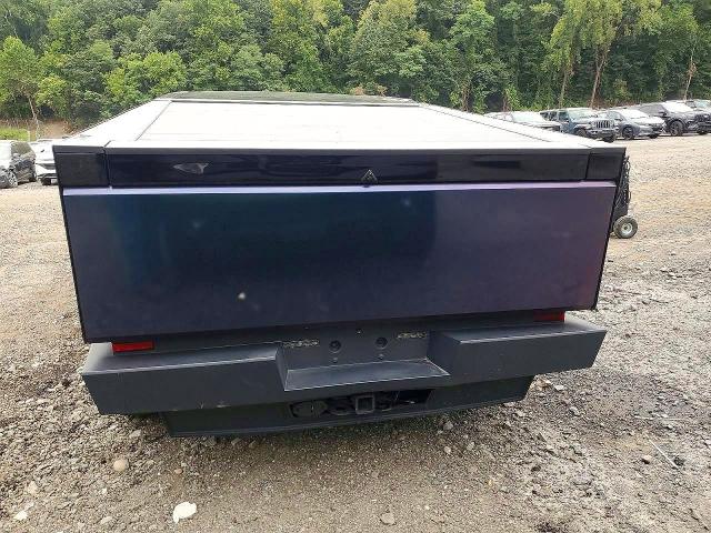 48801676 :رقم المزاد ، 7G2CEHED4RA029826 vin ، 2024 Tesla Cybertruck مزاد بيع