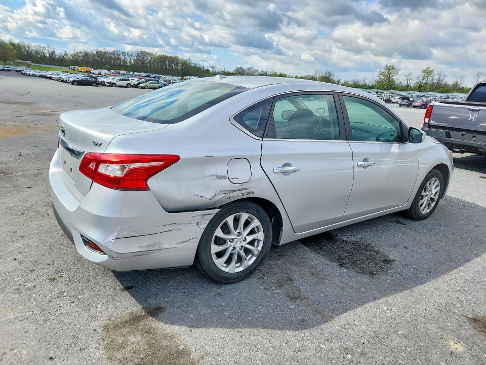 Продажа на аукционе авто 2018 Nissan Sentra, vin: 3N1AB7AP5JL640831, номер лота: 50429526