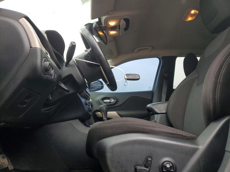 51124176 :رقم المزاد ، 1C4PJMCXXJD594795 vin ، 2018 Jeep Cherokee مزاد بيع