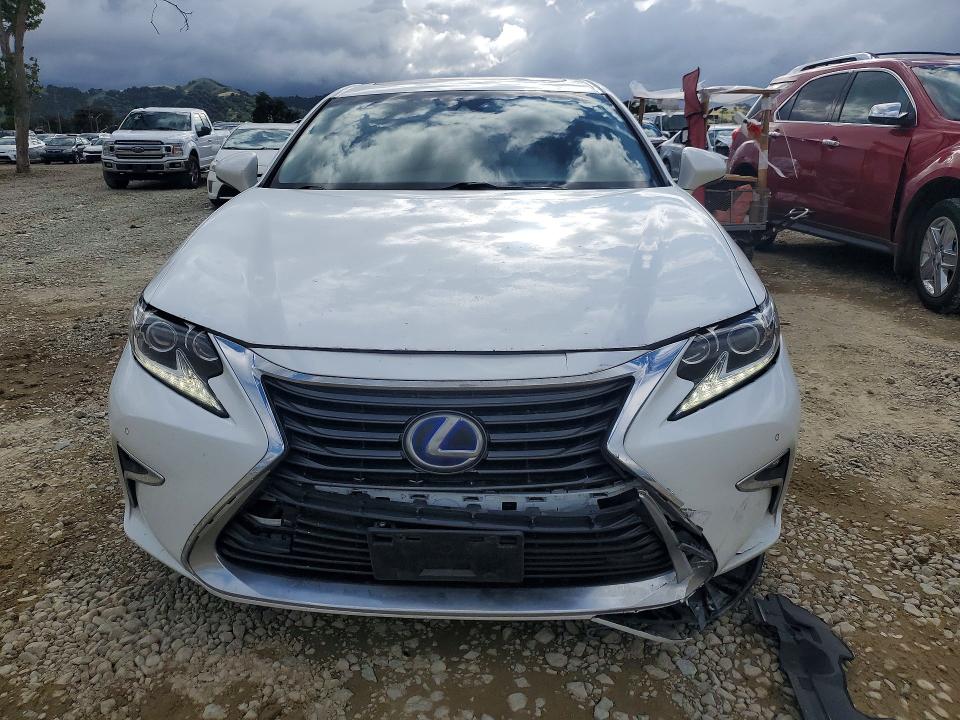 49508866 :رقم المزاد ، JTHBW1GG2G2127071 vin ، 2016 Lexus Es مزاد بيع