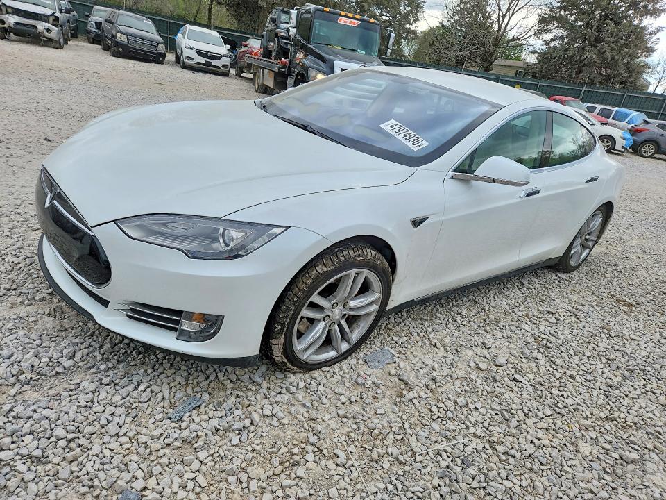 Auction sale of the 2013 Tesla Model S, vin: 5YJSA1DP0DFP04662, lot number: 47974936