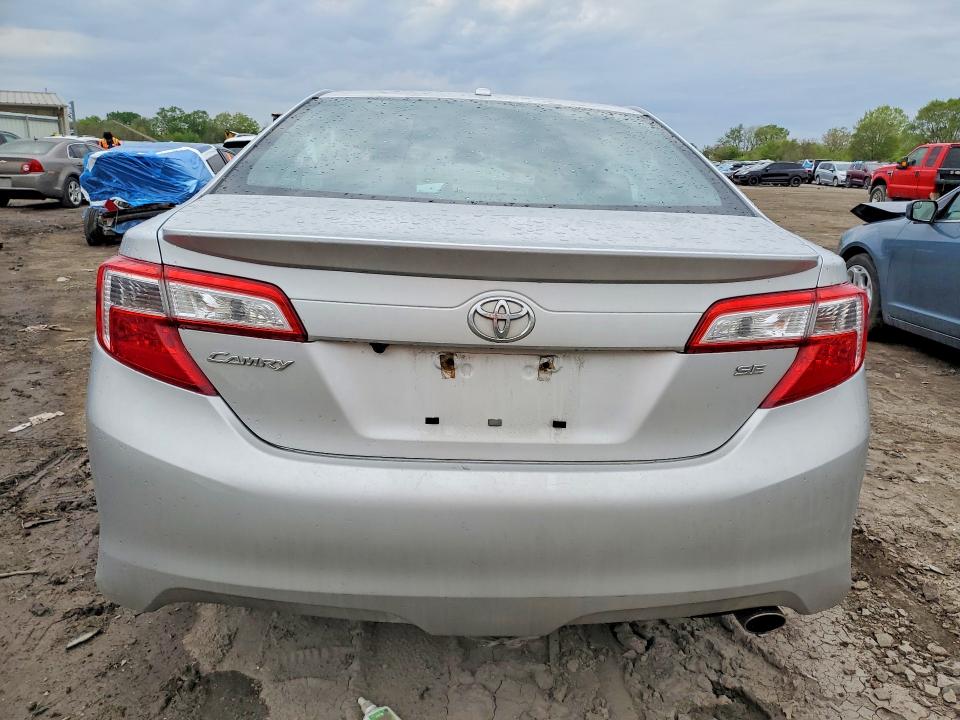 2014 Toyota Camry მანქანა იყიდება აუქციონზე, vin: 4T1BF1FK4EU742435, აუქციონის ნომერი: 51156696
