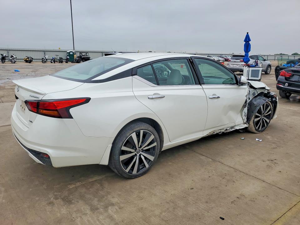 50649676 :رقم المزاد ، 1N4BL4FW1LC128842 vin ، 2020 Nissan Altima مزاد بيع