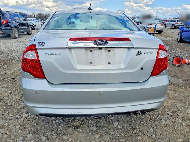 2010 Ford Fusion მანქანა იყიდება აუქციონზე, vin: 3FADP0L33AR137069, აუქციონის ნომერი: 48743756