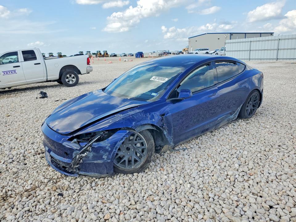 49780806 :رقم المزاد ، 5YJ3E1EA5SF009920 vin ، 2025 Tesla Model 3 مزاد بيع