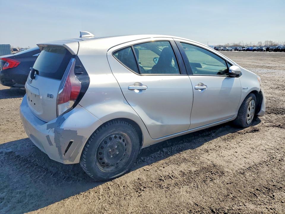 Продажа на аукционе авто 2015 Toyota Prius C, vin: JTDKDTB36F1581562, номер лота: 48615276