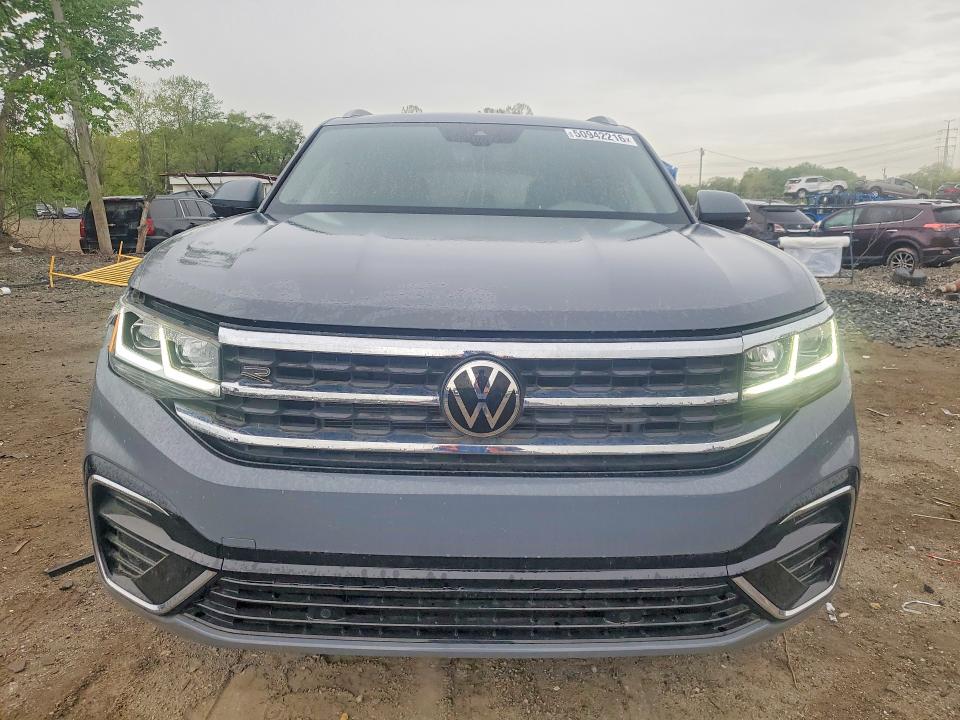 50942216 :رقم المزاد ، 1V2SC2CA7NC217145 vin ، 2022 Volkswagen Atlas Cross مزاد بيع