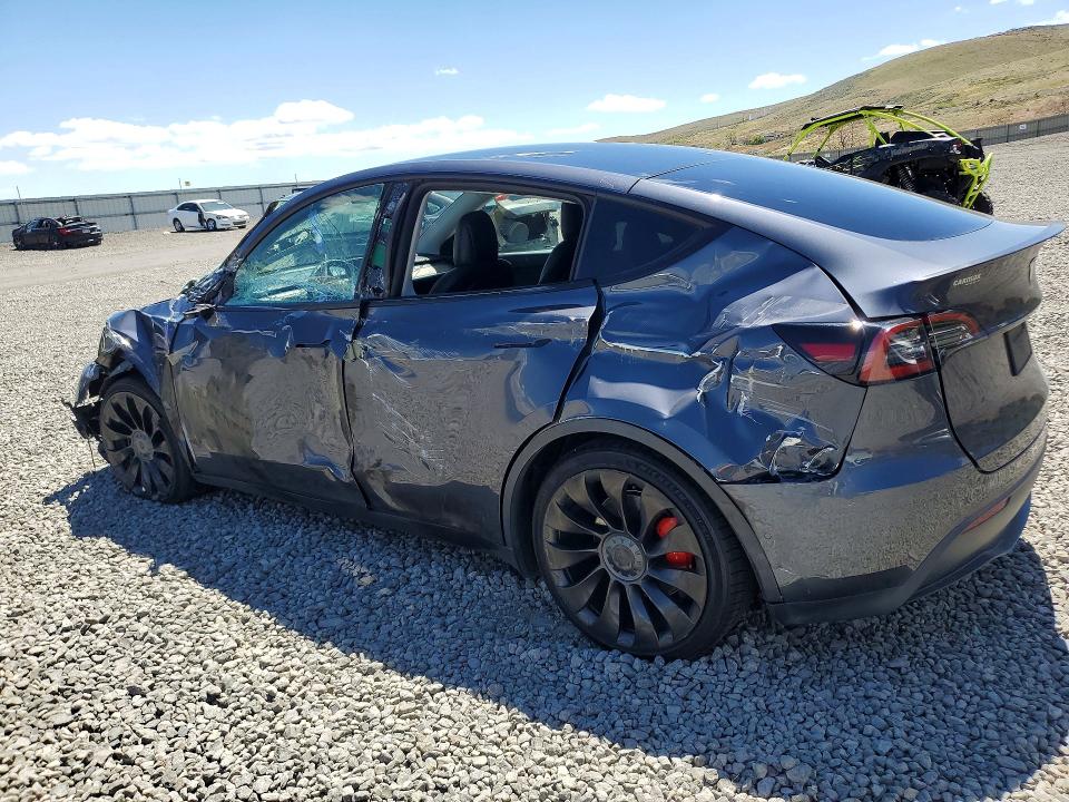 51592066 :رقم المزاد ، 7SAYGDEF2NF340670 vin ، 2022 Tesla Model Y مزاد بيع