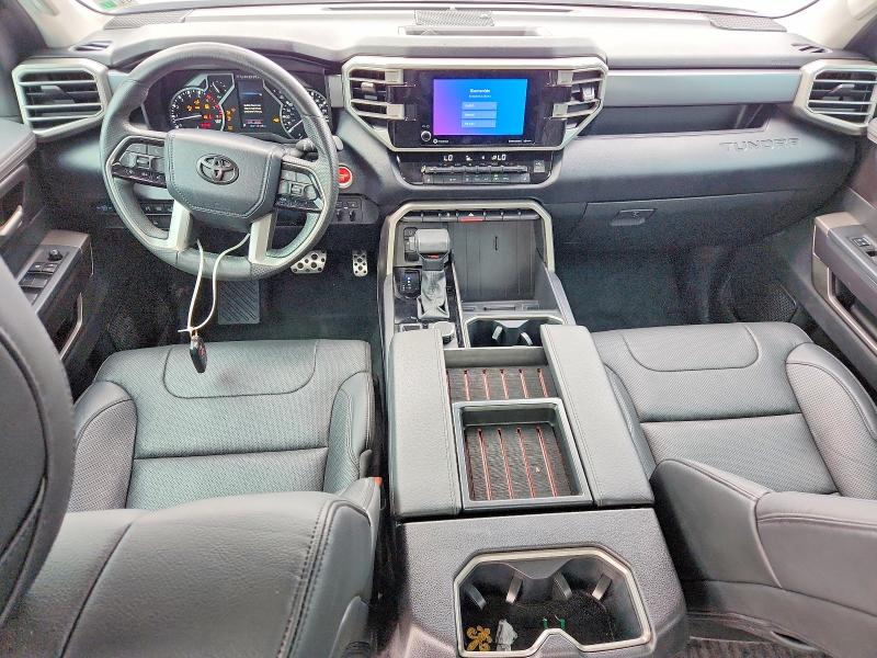 Продажа на аукционе авто 2022 Toyota Tundra, vin: 5TFLA5DBXNX032343, номер лота: 49246216
