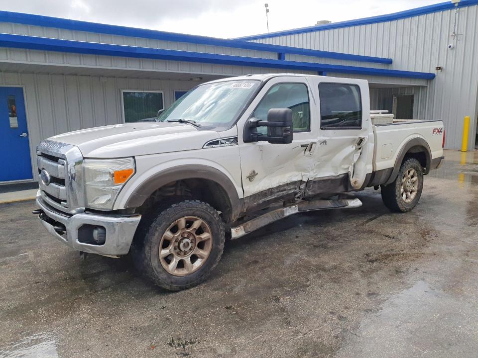 48887126 :رقم المزاد ، 1FT7W2BT0FEC33162 vin ، 2015 Ford F250 مزاد بيع