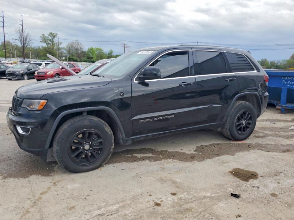 49279236 :رقم المزاد ، 1C4RJFAGXJC135425 vin ، 2018 Jeep Grand Cherokee مزاد بيع