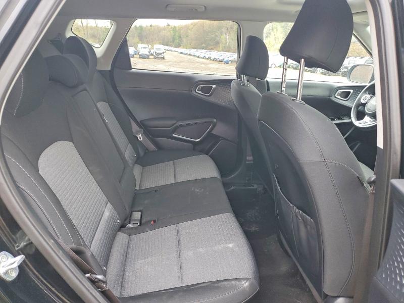 51332456 :رقم المزاد ، KNDJ33AU0N7163664 vin ، 2022 Kia Soul مزاد بيع