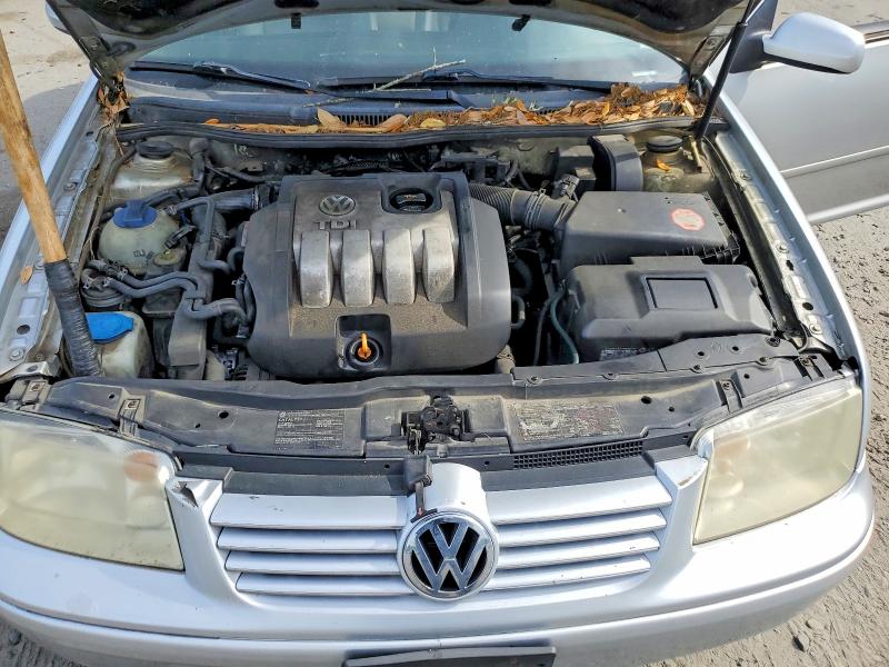 49722886 :رقم المزاد ، WVWSR61J94W040850 vin ، 2004 Volkswagen Jetta مزاد بيع
