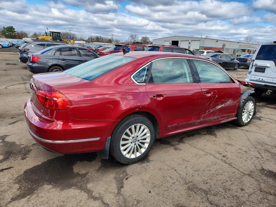 Продажа на аукционе авто 2016 Volkswagen Passat, vin: 1VWBT7A3XGC049942, номер лота: 48035656