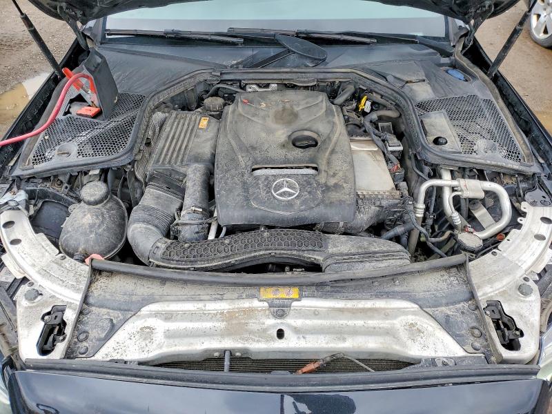 49609376 :رقم المزاد ، 55SWF4KB0HU188237 vin ، 2017 Mercedes-benz C مزاد بيع