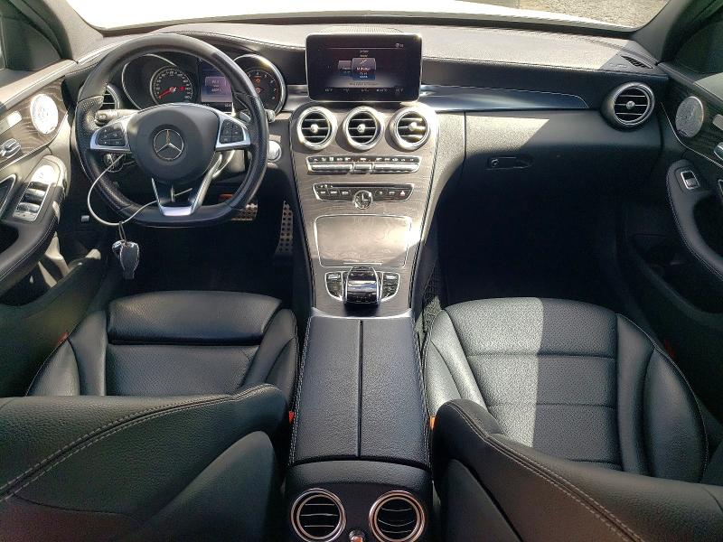 50949426 :رقم المزاد ، 55SWF4KB4FU040315 vin ، 2015 Mercedes-benz C مزاد بيع