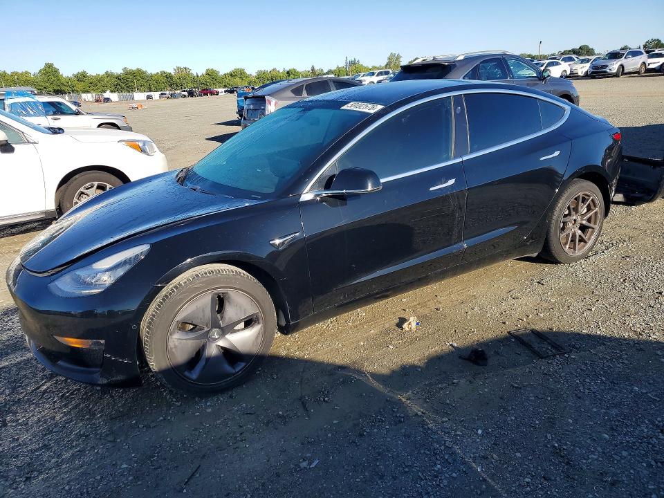 Продаж на аукціоні авто 2019 Tesla Model 3, vin: 5YJ3E1EAXKF421122, номер лоту: 50492576