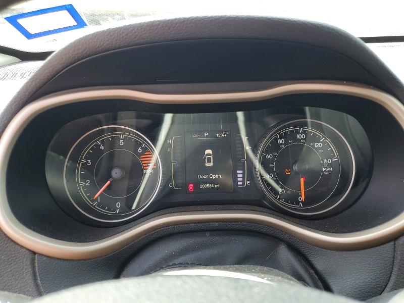 49593776 :رقم المزاد ، 1C4PJLABXHW640786 vin ، 2017 Jeep Cherokee مزاد بيع