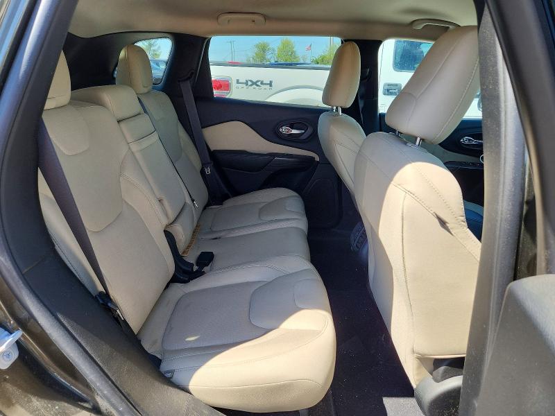 51486656 :رقم المزاد ، 1C4PJMCS7FW538605 vin ، 2015 Jeep Cherokee مزاد بيع