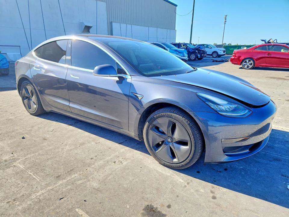 Продаж на аукціоні авто 2018 Tesla Model 3, vin: 5YJ3E1EA5JF006935, номер лоту: 50069586