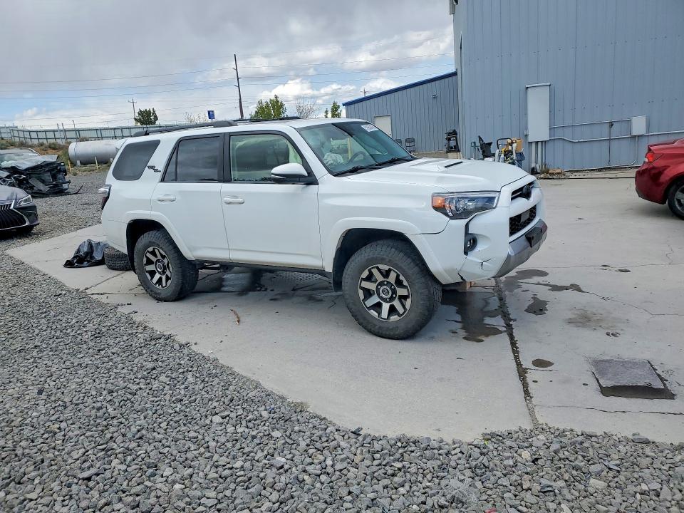 Aukcja sprzedaży 2022 Toyota 4runner, vin: JTERU5JR2N6044121, numer aukcji: 51658476