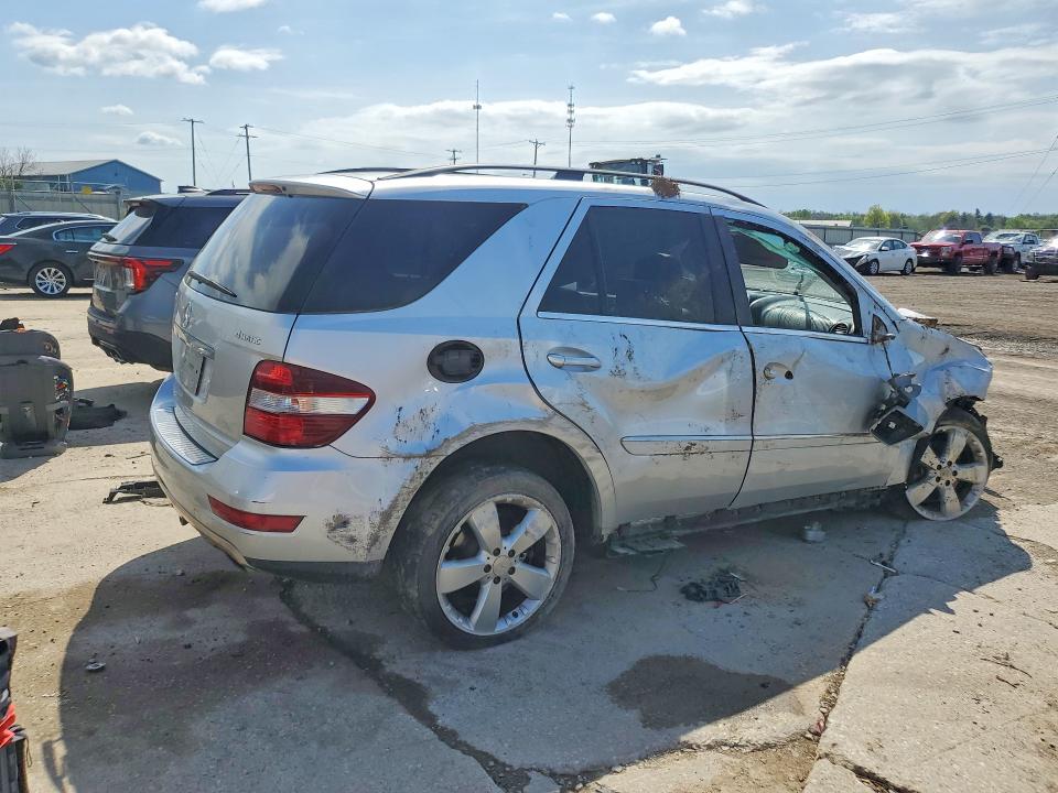 49232546 :رقم المزاد ، 4JGBB8GB3BA702119 vin ، 2011 Mercedes-benz Ml مزاد بيع