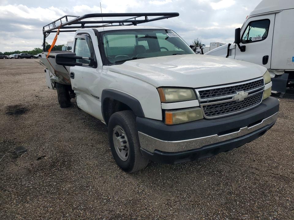 Auction sale of the 2005 Chevrolet Silverado, vin: 1GBHC24U05E188794, lot number: 51784506