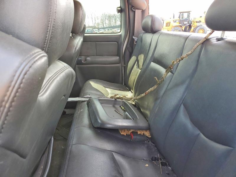 48666666 :رقم المزاد ، 1GTHK291X3E225554 vin ، 2003 Gmc Sierra مزاد بيع