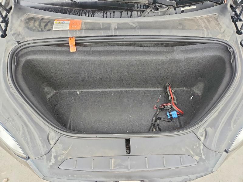 Продаж на аукціоні авто 2018 Tesla Model X, vin: 5YJXCBE48JF091275, номер лоту: 50646176