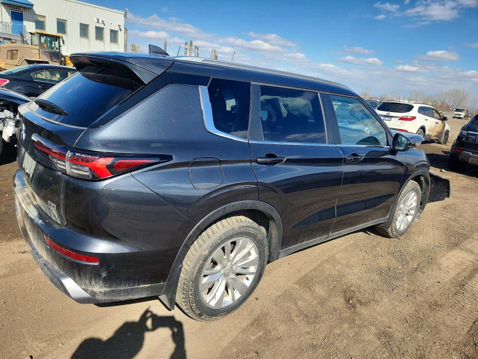 2025 Mitsubishi Outlander მანქანა იყიდება აუქციონზე, vin: JA4J4VA80SZ612623, აუქციონის ნომერი: 50233826