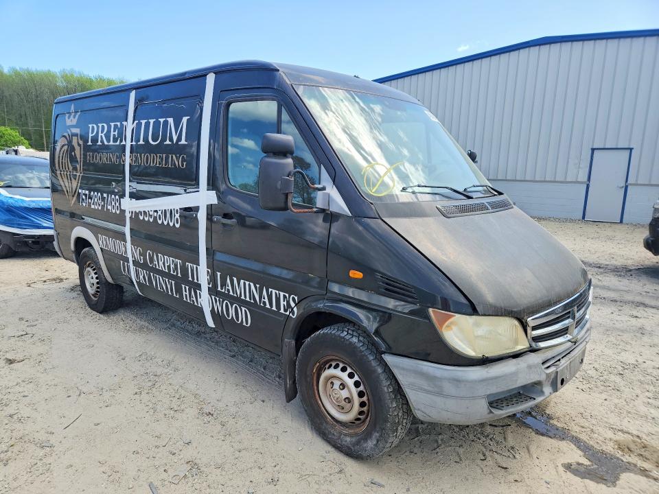 48469456 :رقم المزاد ، WD2PD644945656899 vin ، 2004 Sprinter 2500 Sprin مزاد بيع
