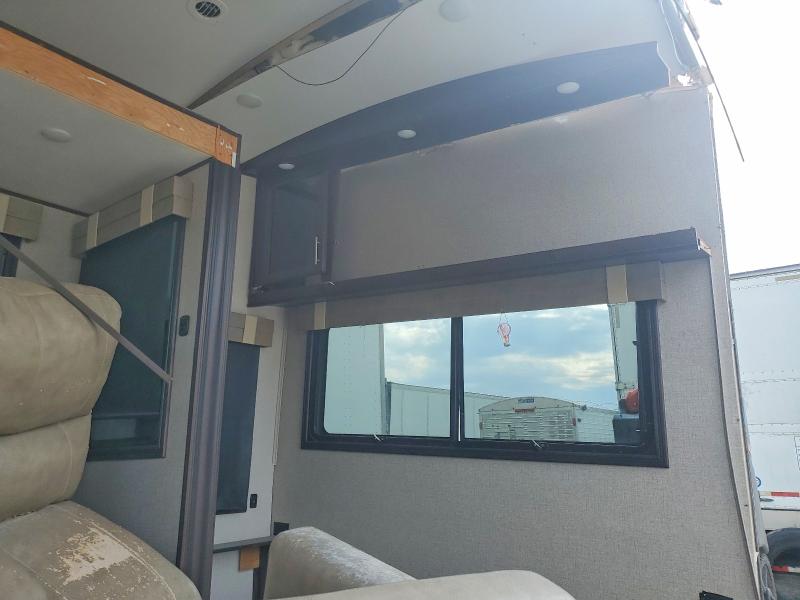 46302896 :رقم المزاد ، 1UJCJ0BV9K1LL0350 vin ، 2019 Jayco North Poin مزاد بيع