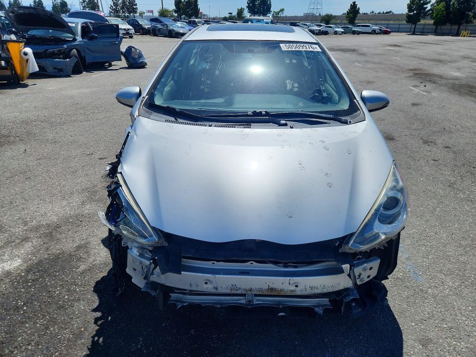 50509976 :رقم المزاد ، JTDKDTB35F1094658 vin ، 2015 Toyota Prius C مزاد بيع