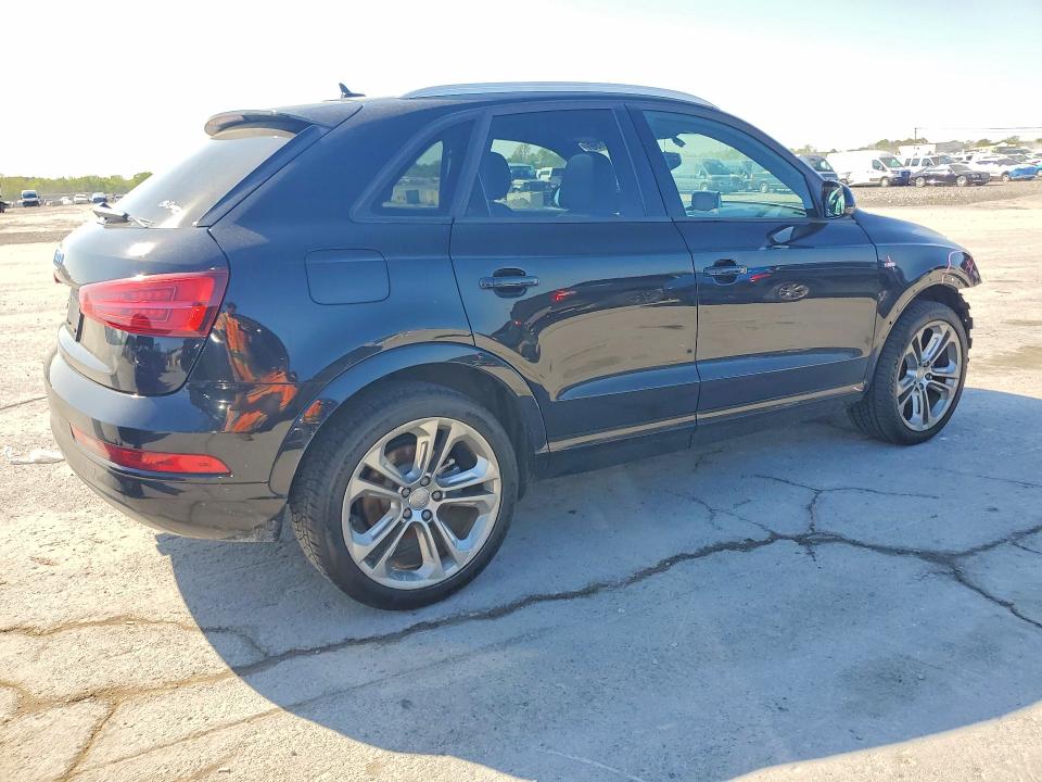 48921156 :رقم المزاد ، WA1BCCFS6JR007004 vin ، 2018 Audi Q3 مزاد بيع