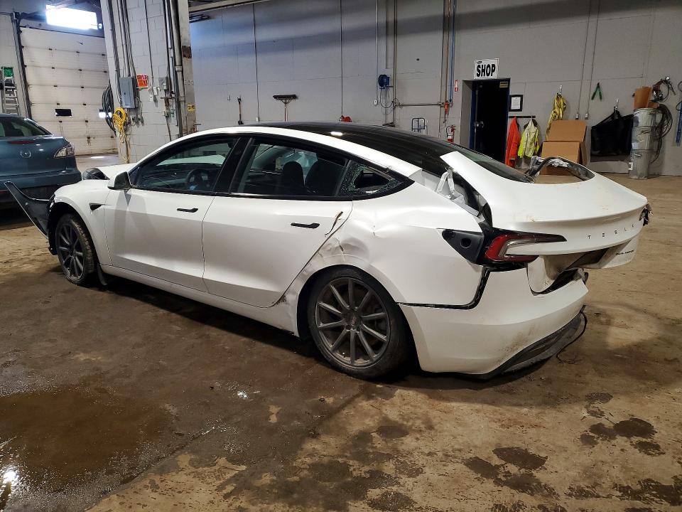 48801056 :رقم المزاد ، LRW3E7EB9RC086869 vin ، 2024 Tesla Model 3 مزاد بيع