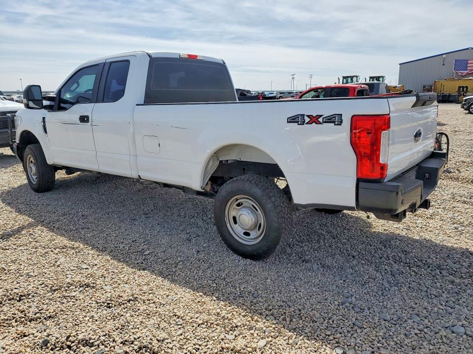 48932806 :رقم المزاد ، 1FT7X2B61KEC09759 vin ، 2019 Ford F250 مزاد بيع