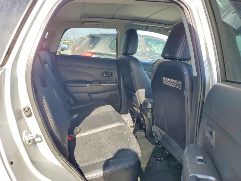Продаж на аукціоні авто 2018 Mitsubishi Outlander Sport, vin: JA4AR4AW4JU009017, номер лоту: 49562616