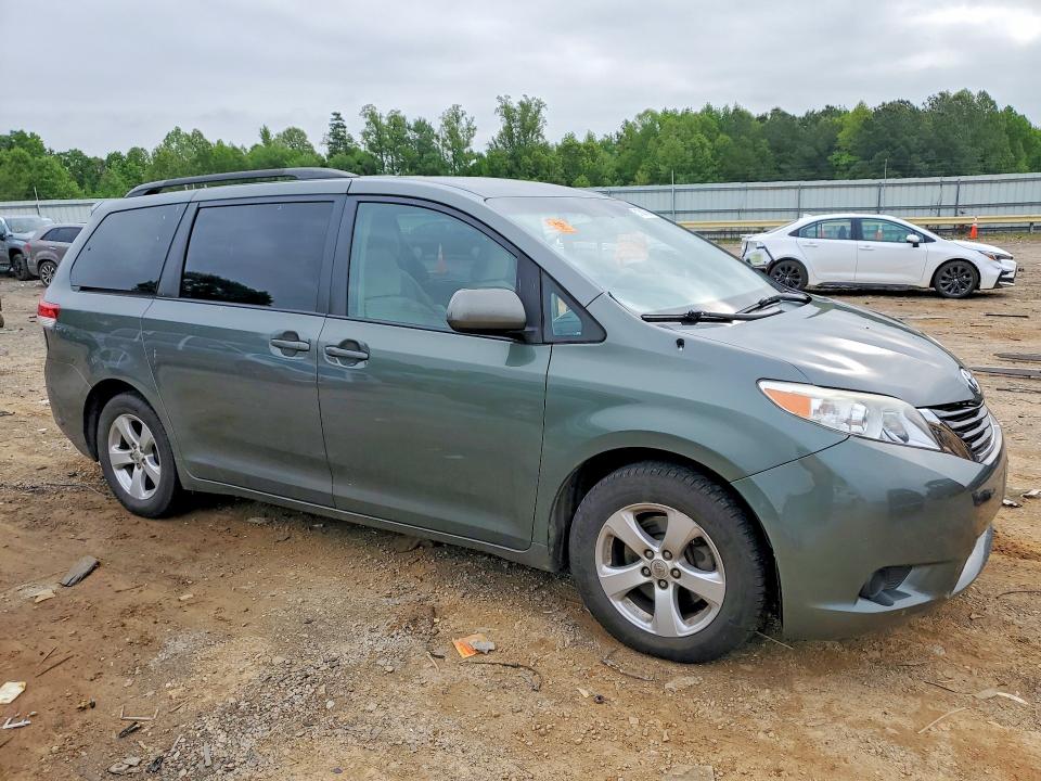 Продаж на аукціоні авто 2014 Toyota Sienna, vin: 5TDKK3DC2ES476330, номер лоту: 51589756