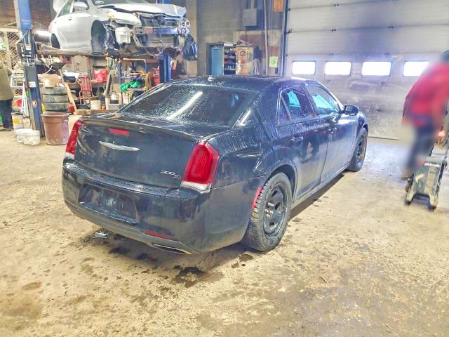 Продажа на аукционе авто 2017 Chrysler 300, vin: 2C3CCABG1HH564143, номер лота: 47984596