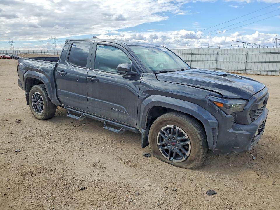 49812456 :رقم المزاد ، 3TMLB5JN3SM152904 vin ، 2025 Toyota Tacoma مزاد بيع