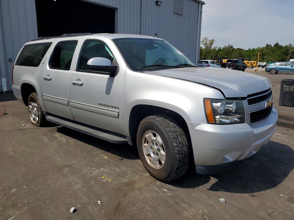 2014 Chevrolet Suburban მანქანა იყიდება აუქციონზე, vin: 1GNSCJE01ER237931, აუქციონის ნომერი: 50590636