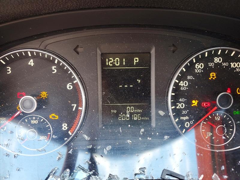 2013 Volkswagen Passat მანქანა იყიდება აუქციონზე, vin: 1VWAP7A39DC048017, აუქციონის ნომერი: 48901886
