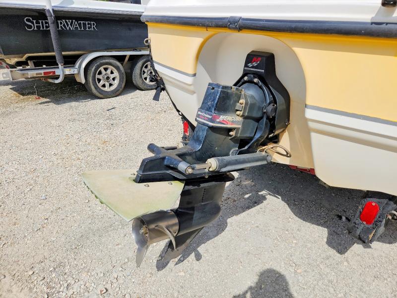 Продажа на аукционе авто 2001 Chaparral 19 Ssi, vin: FGB72735H001, номер лота: 48432826
