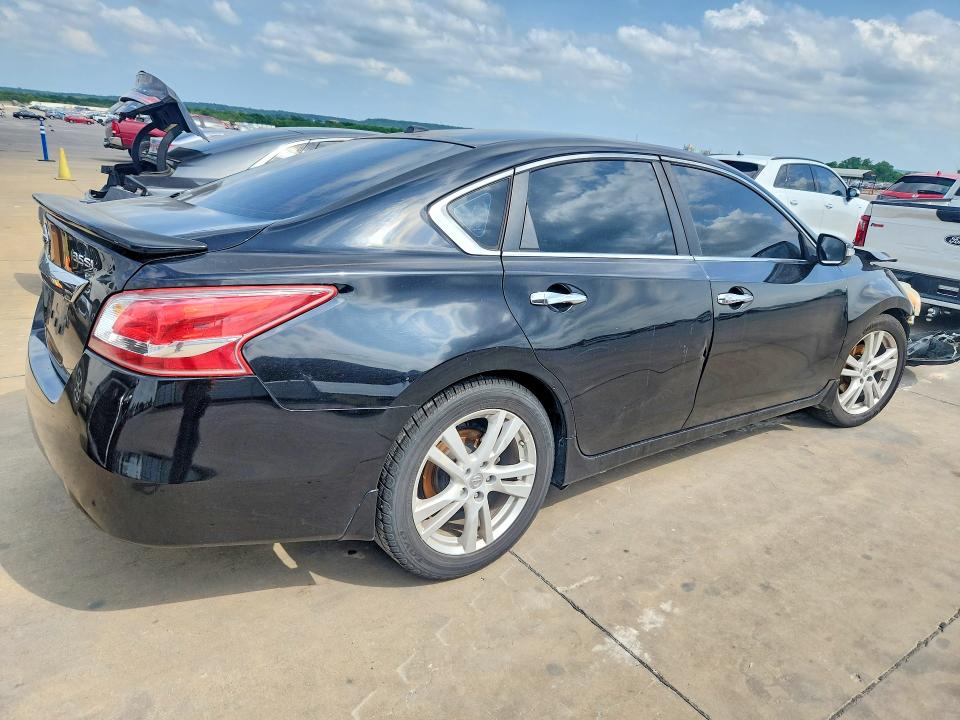 Продажа на аукционе авто 2013 Nissan Altima, vin: 1N4BL3AP9DC210359, номер лота: 50242036