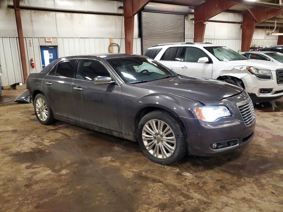 50184756 :رقم المزاد ، 2C3CCAKG0DH567853 vin ، 2013 Chrysler 300c مزاد بيع